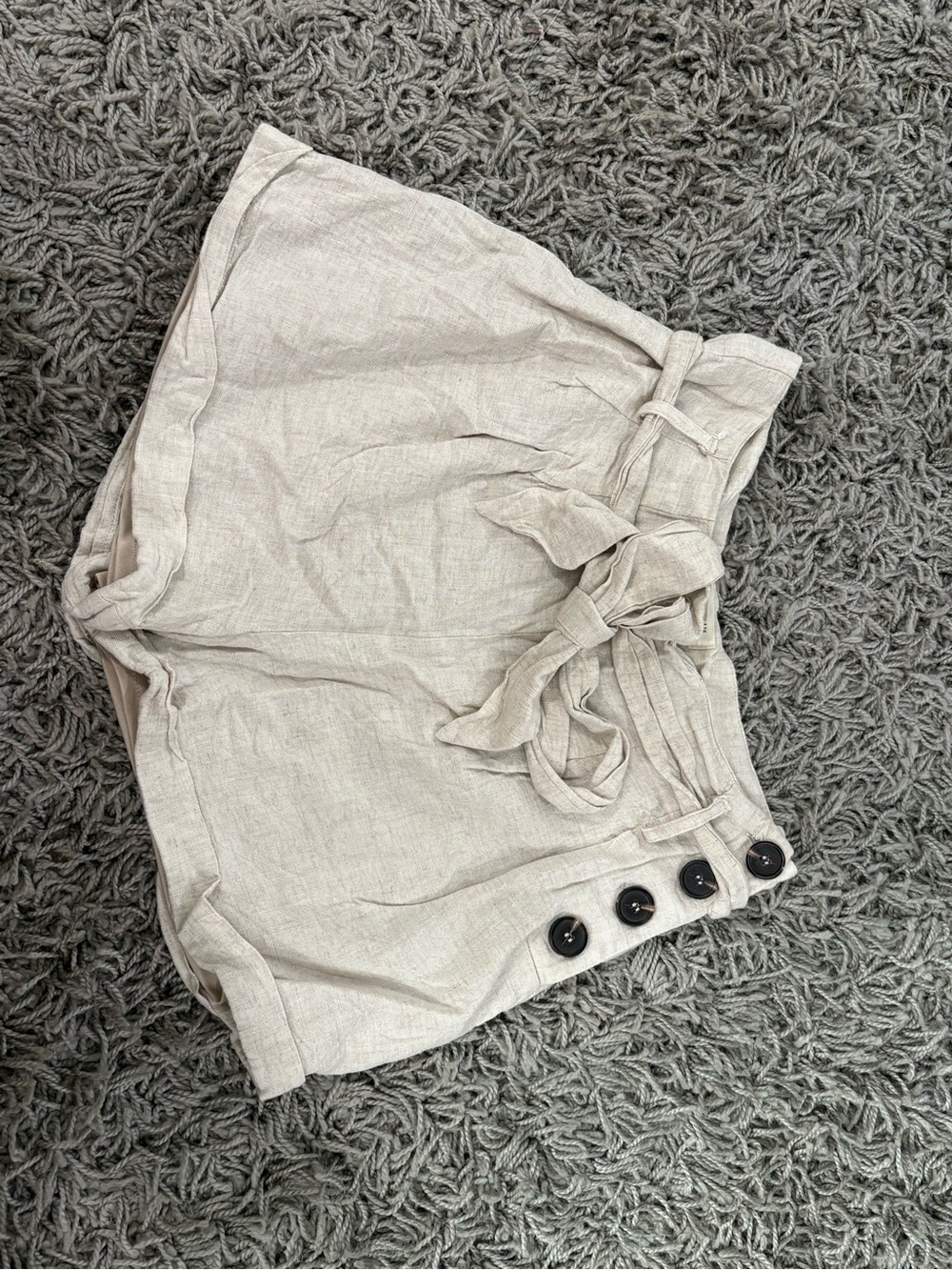High-Waist Tie Linen Shorts in Light Beige